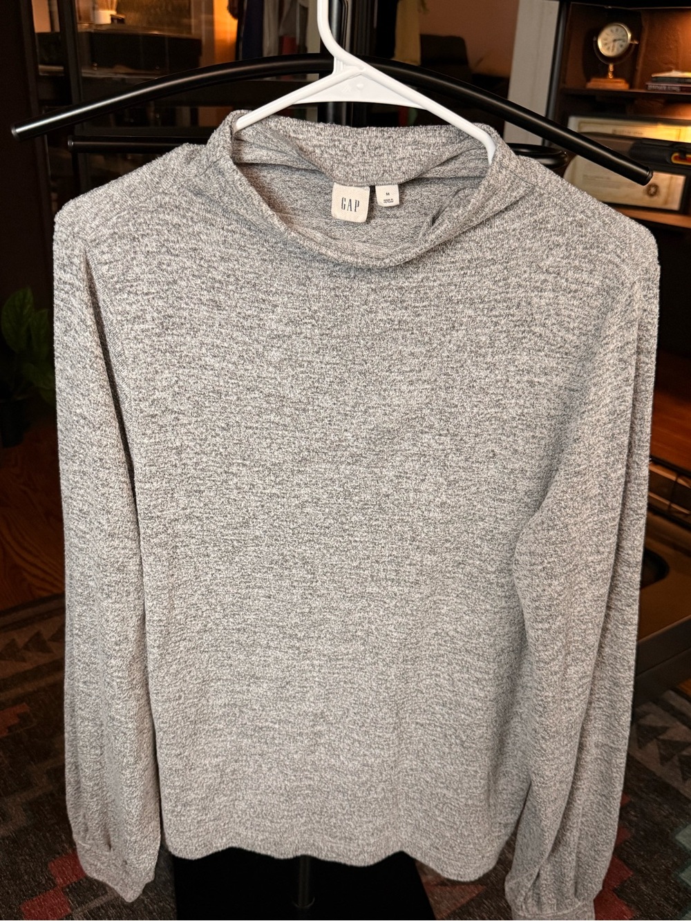 GAP Women’s  Light Heather Gray Turtleneck Sweater